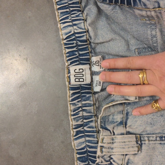 Jeans - Picture 3 of 4